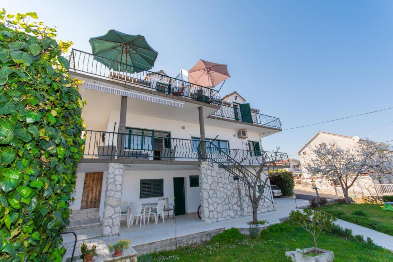 Apartments By The Sea Slatine, Ciovo - 1126 Trogir Eksteriør billede