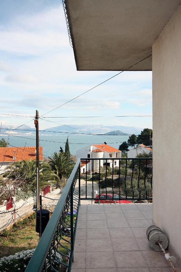 Apartments By The Sea Slatine, Ciovo - 1126 Trogir Eksteriør billede