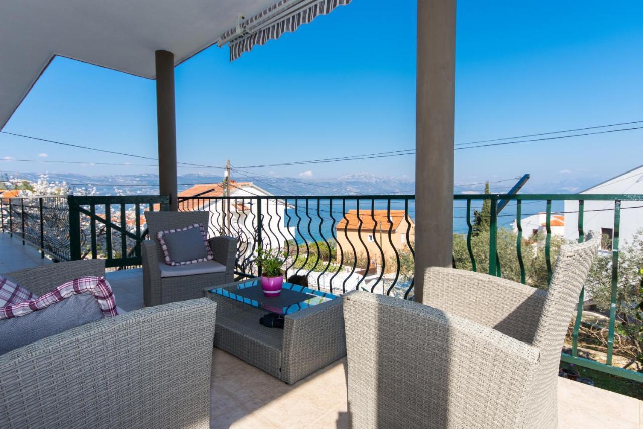 Apartments By The Sea Slatine, Ciovo - 1126 Trogir Eksteriør billede