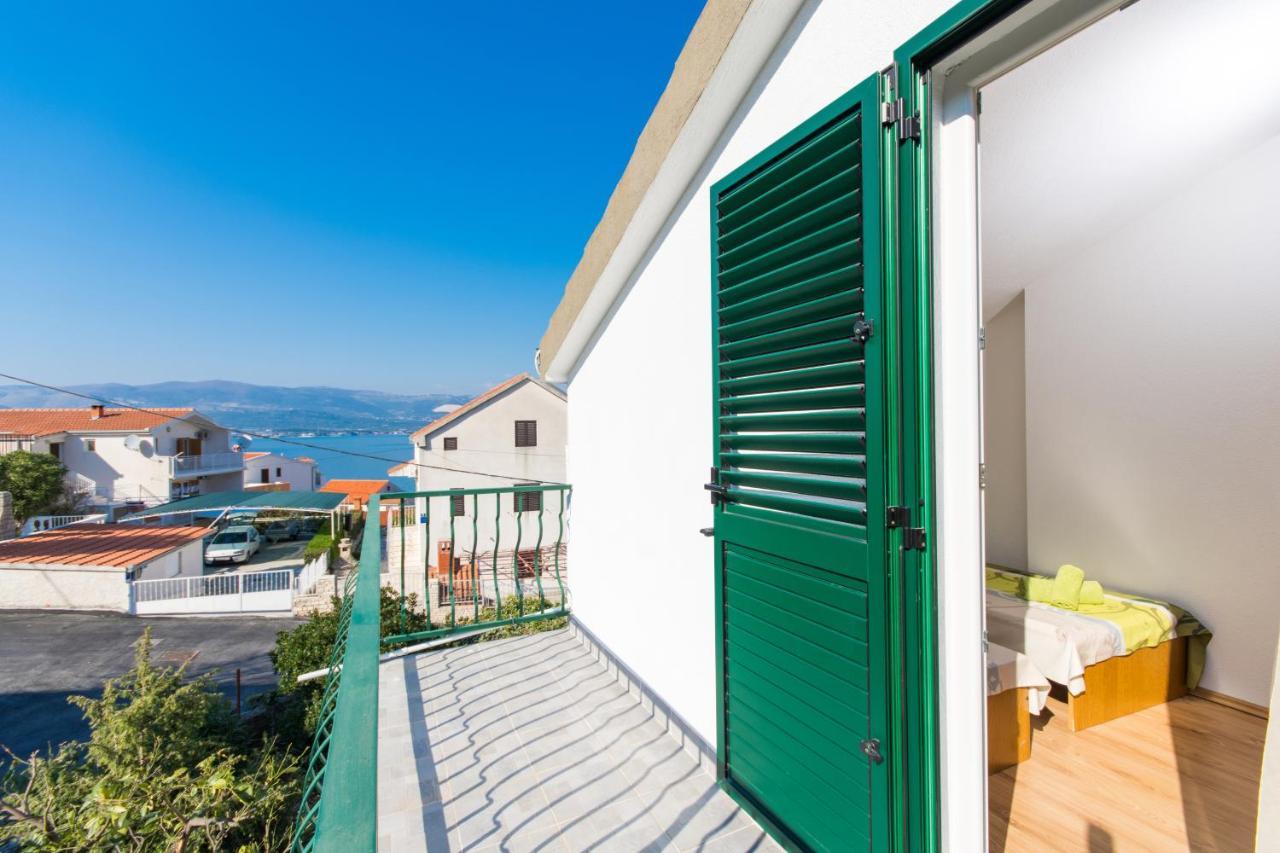 Apartments By The Sea Slatine, Ciovo - 1126 Trogir Eksteriør billede
