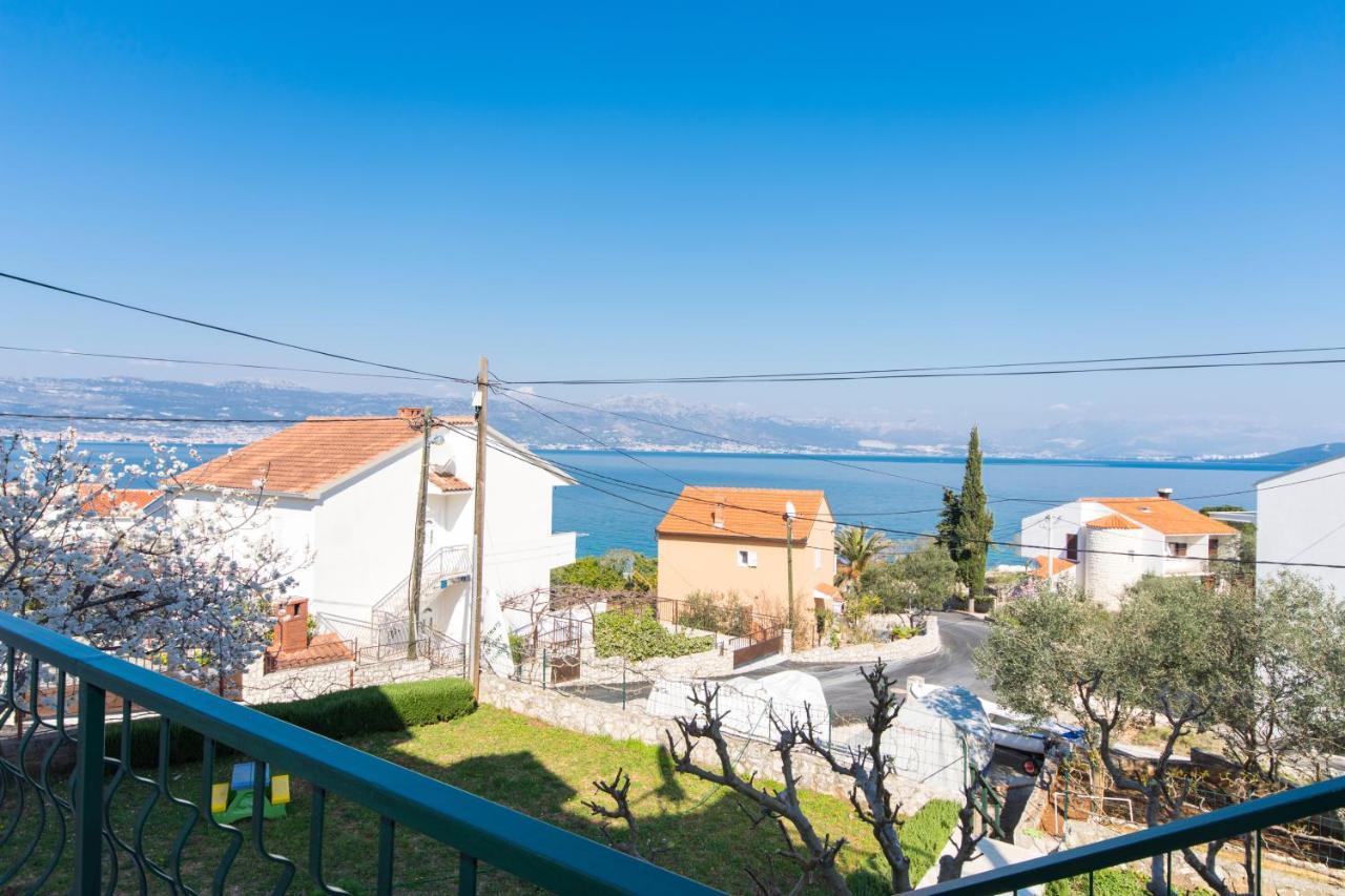 Apartments By The Sea Slatine, Ciovo - 1126 Trogir Eksteriør billede